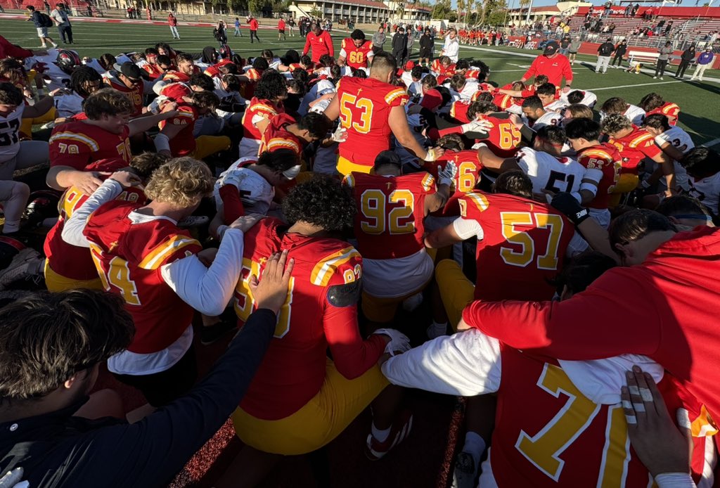 firestormfb's tweet image. Firestorm Prevail!  Roll Storm!