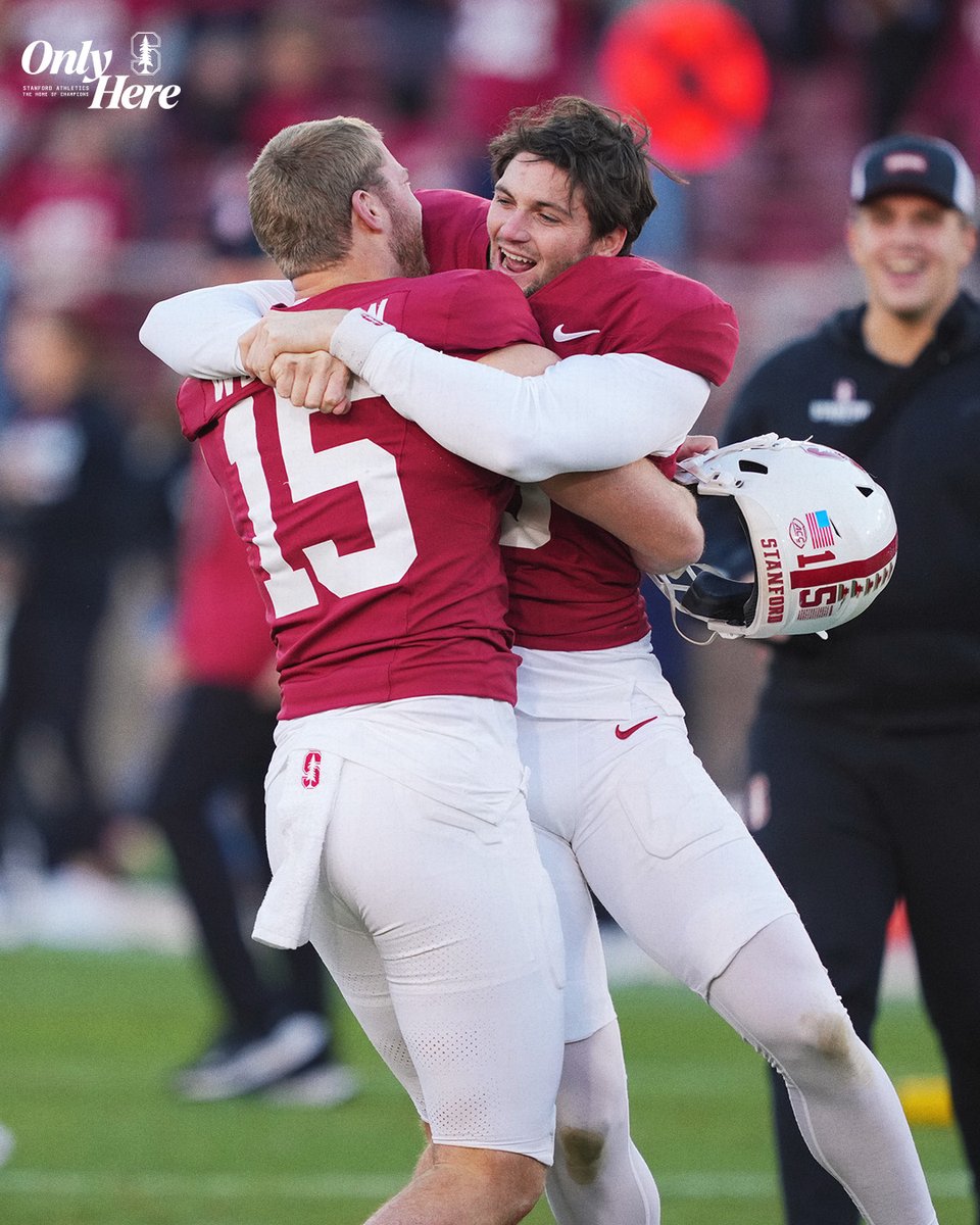 StanfordFball's tweet photo. 52 YARDS FTW ‼️

🦿 » @emmetkenney 

#GoStanford https://t.co/Nt54WoS6Li