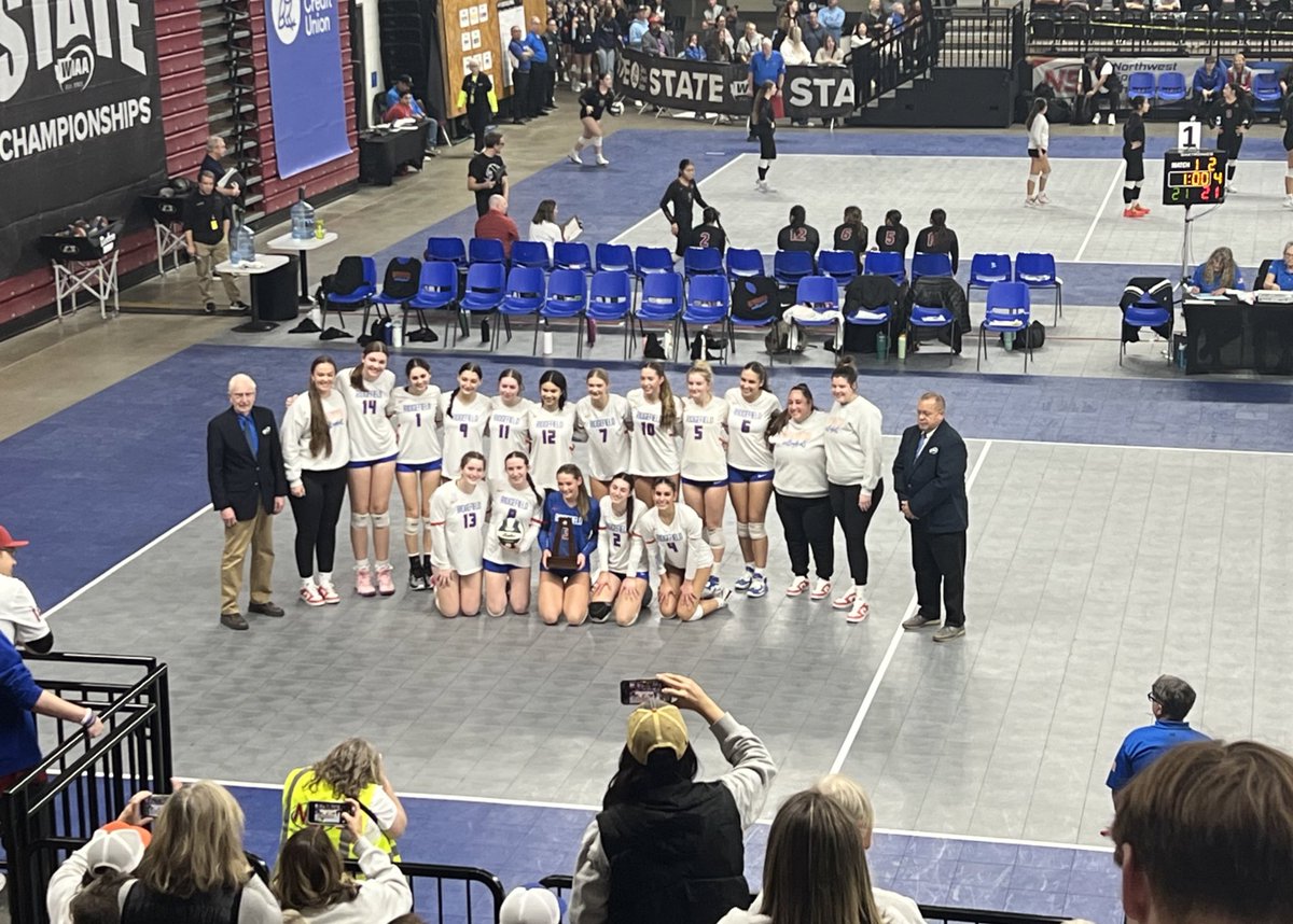 26-24 4th set for Pullman for the 3-1 win 

Spuds still bringing home 6th place hardware!