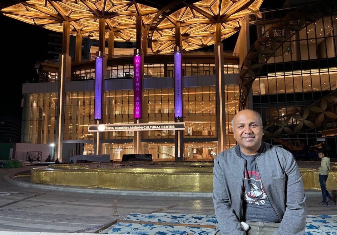 neilparekh's tweet photo. The last time @sree, @fuzheado and I were on a @digimentors work trip together was to help with opening of @nmacc_india in #Mumbai (April 2023).
#NitaMukeshAmbaniCulturalCentre
#socialmedia
#eventamplification https://t.co/q3pps2Lpte