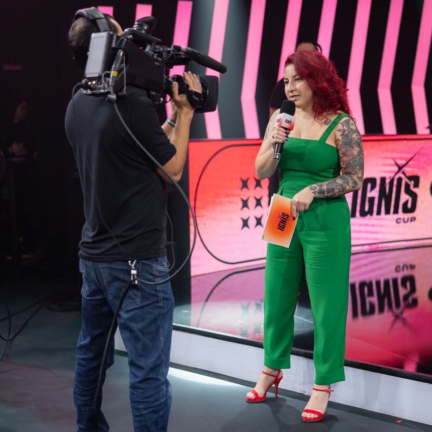 mariafogueta's tweet image. Mais uma #IgnisCup🔥 entregue e agora sim, meu ano competitivo se encerra. A gente viveu tanto esse 2024, tive algumas das minhas melhores experiências e não vejo a hora de 2025 chegar pra gente começar um novo capítulo. Obg por todo o apoio, amor E SEGUNDA TEM ARCANE UNLEASHED!