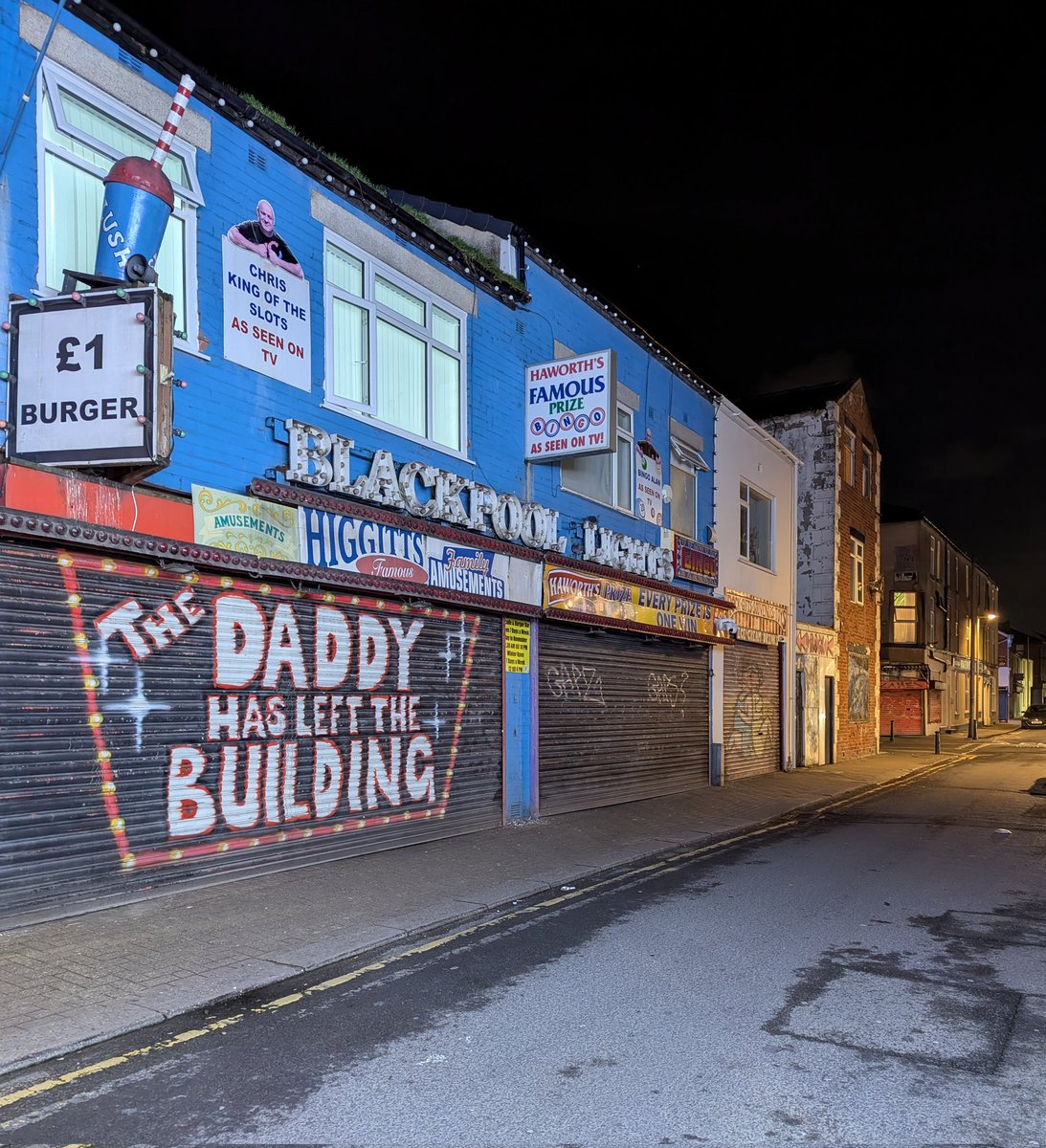 Blackpool's side streets which run alongside the Prom are desperate places.
I've wandered through some rough neighborhoods in my time and tonight I sailed close to the wind.
Cutting down one deserted street, I spotted two characters at a corner. My gut instinct kicked in..
(1/2)