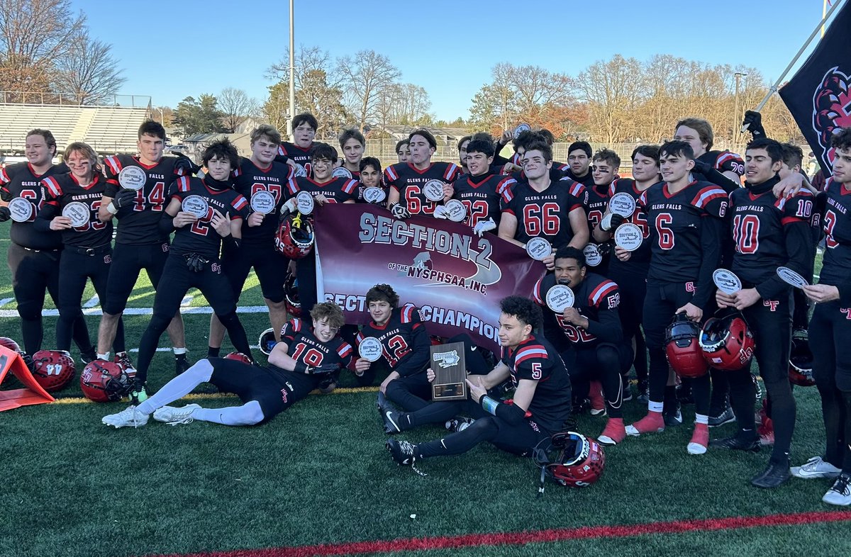 Congratulations to Glens Falls, our Class B Football CHAMPS!🏈🏆⭐️