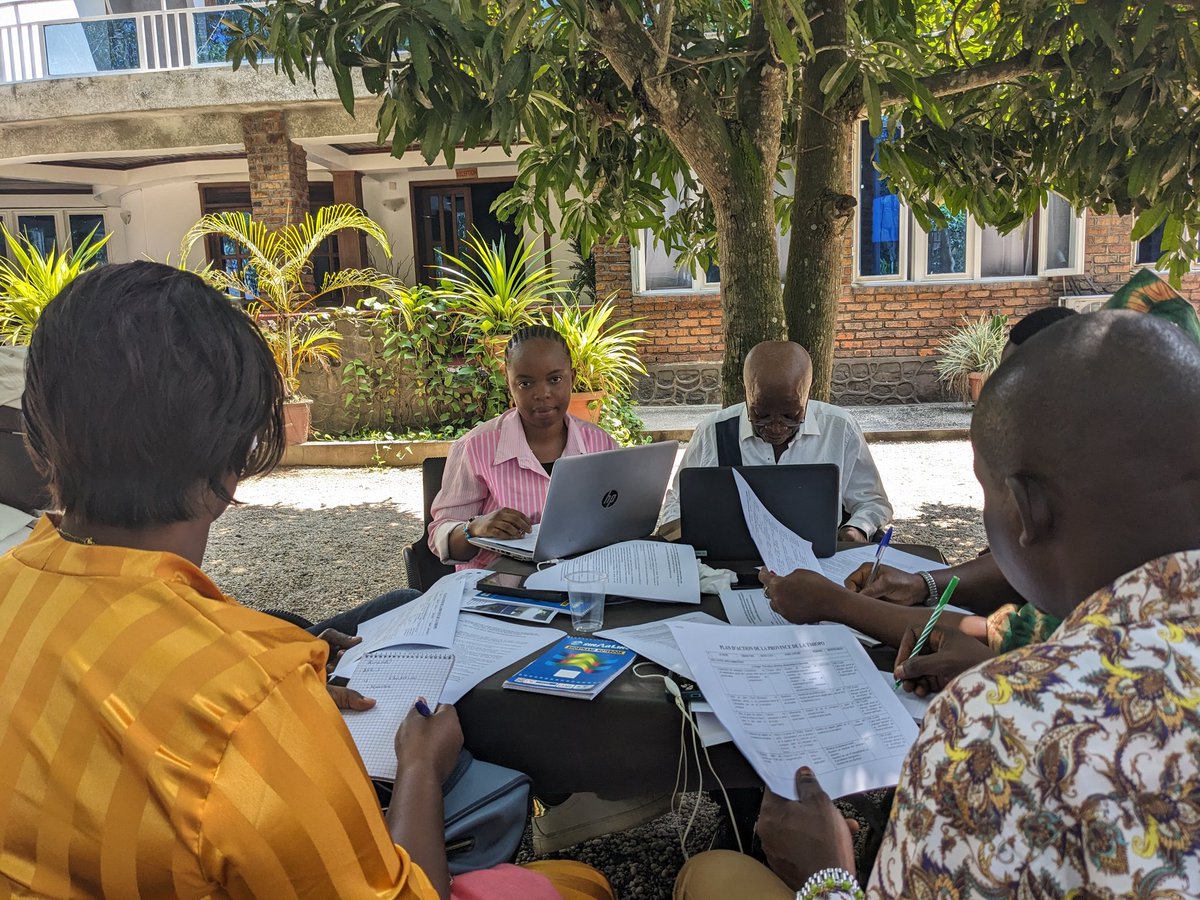 Kisangani🇨🇩: Projet #GGA, financé par <a href="/USAID/">USAID</a> a organisé du 5 au 14 novembre l'atelier d'appui à la mise en place d'un cadre de collaboration entre les #OSC, le #secteur_privé, les #médias et les #décideurs_la_lutte_anti_corruption dans la Province de la Tshopo. <a href="/CorapRdcongo/">CORAP RDCongo</a>