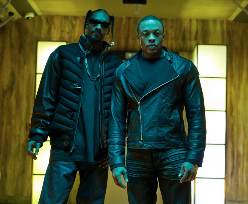 fyetertainment's tweet photo. “That’s my brother. We’ve been doing this sh*t for 30 years… I don’t know why it took us this long to spin it back.”
—Dr. Dre on he and Snoop Dogg’s upcoming album on Drink Champs LIVE #ComplexConversations https://t.co/HxH44j7me1