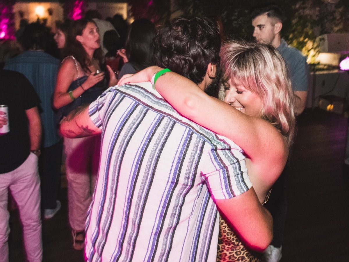 Single and ready to mingle? Skybar is the place to be tonight and maybe you'll meet the one on the dance floor thanks to <a href="/la/">hm yes okay</a>.singles 👀❤️