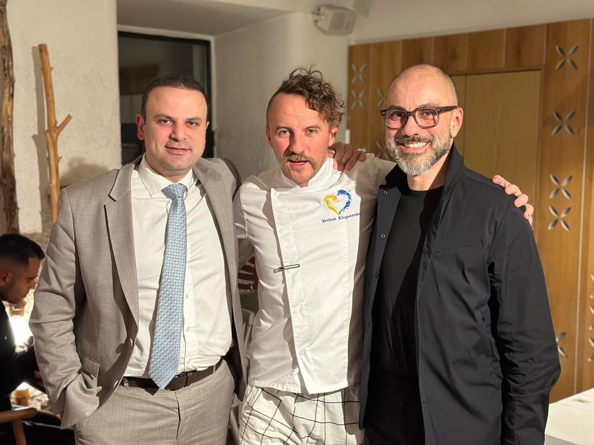 Privileged to meet <a href="/klopotenko_chef/">Yevhen Klopotenko</a> yesterday. His inspiring work includes setting up Cult Food, an initiative to provide better school meals to Ukrainian children, &amp; working with <a href="/UNICEF/">UNICEF</a> to promote healthy eating. At the height of war, his world class restaurant provided free