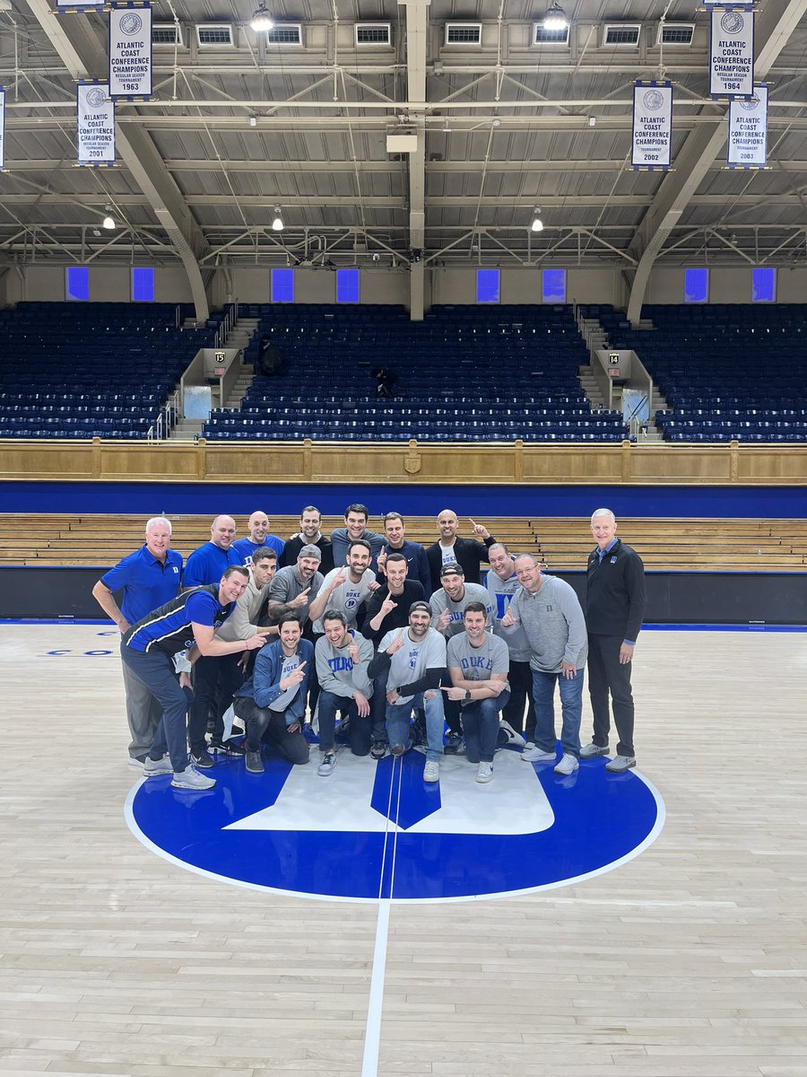 Glenbrook North High School Athletics (@gbn_athletics) on Twitter photo Coach <a href="/JonScheyer/">Jon Scheyer</a> hosts the 20th anniversary of the <a href="/IHSA_IL/">Illinois High School Association #IHSA</a> State Championship Basketball team. <a href="/BoosterGbn/">GBN Booster Club</a> <a href="/glenbrooknorth/">Glenbrook North HS</a> Coach <a href="/JonScheyer/">Jon Scheyer</a> hosts the 20th anniversary of the <a href="/IHSA_IL/">Illinois High School Association #IHSA</a> State Championship Basketball team. <a href="/BoosterGbn/">GBN Booster Club</a> <a href="/glenbrooknorth/">Glenbrook North HS</a>
