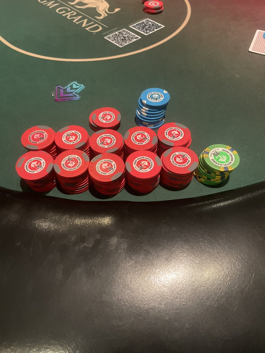 ScuffedSSB's tweet image. Had another heater in poker ($140 buy in)