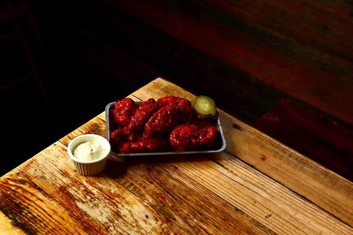 Randy's Wing Bar tweet media