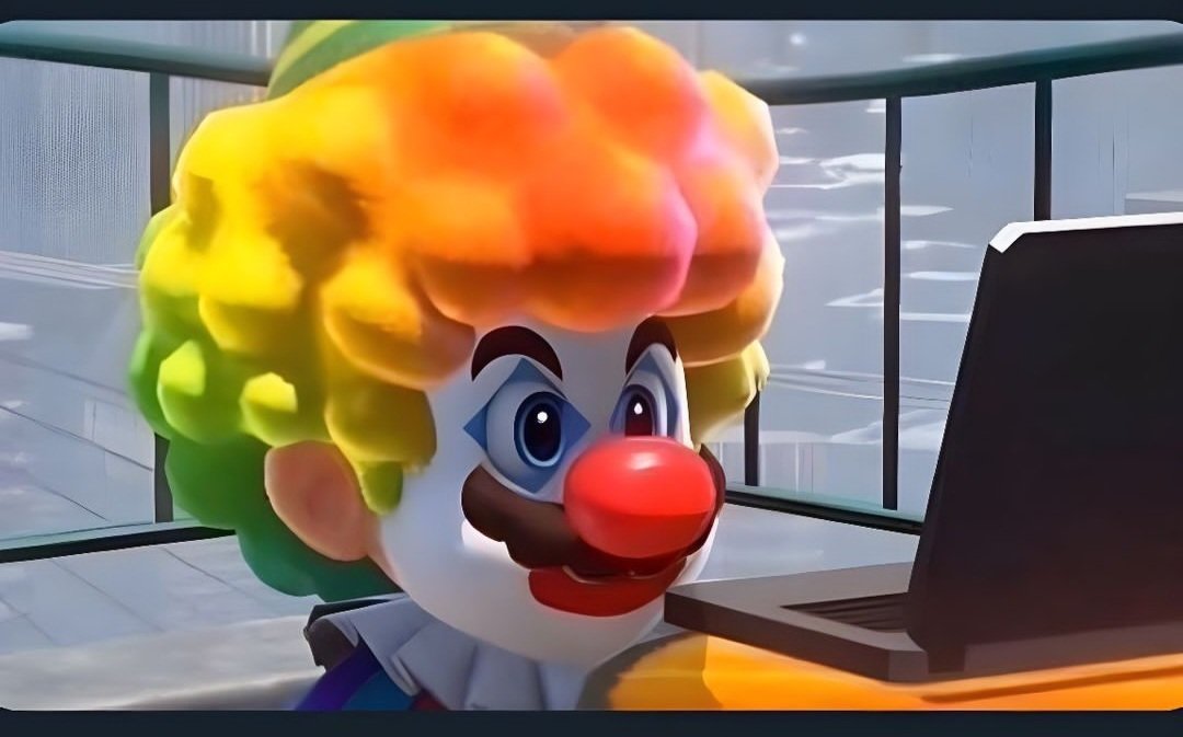 mikalucas3's tweet image. Graphic Designers who work for free.