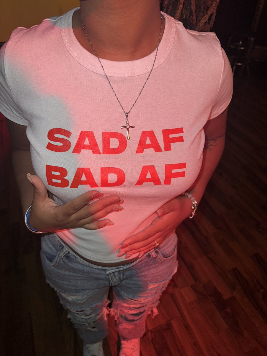 Schaleea's tweet photo. SAD AF ๐ญโค๏ธโ๐ฉน BAD AF ๐ป๐๐โผ๏ธ Get your merch at https://t.co/Y133n4OSx6 ๐ Keep streaming #QtrCrisis ๐ #BiGLD https://t.co/yD8Qbkrp5l