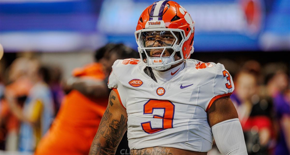 Week 12 Performance

DE T.J. Parker - Clemson

• 7 Tackles (5 Solo)
• 4 Tackles for Loss 
• 4 Sacks
• 1 Forced Fumble