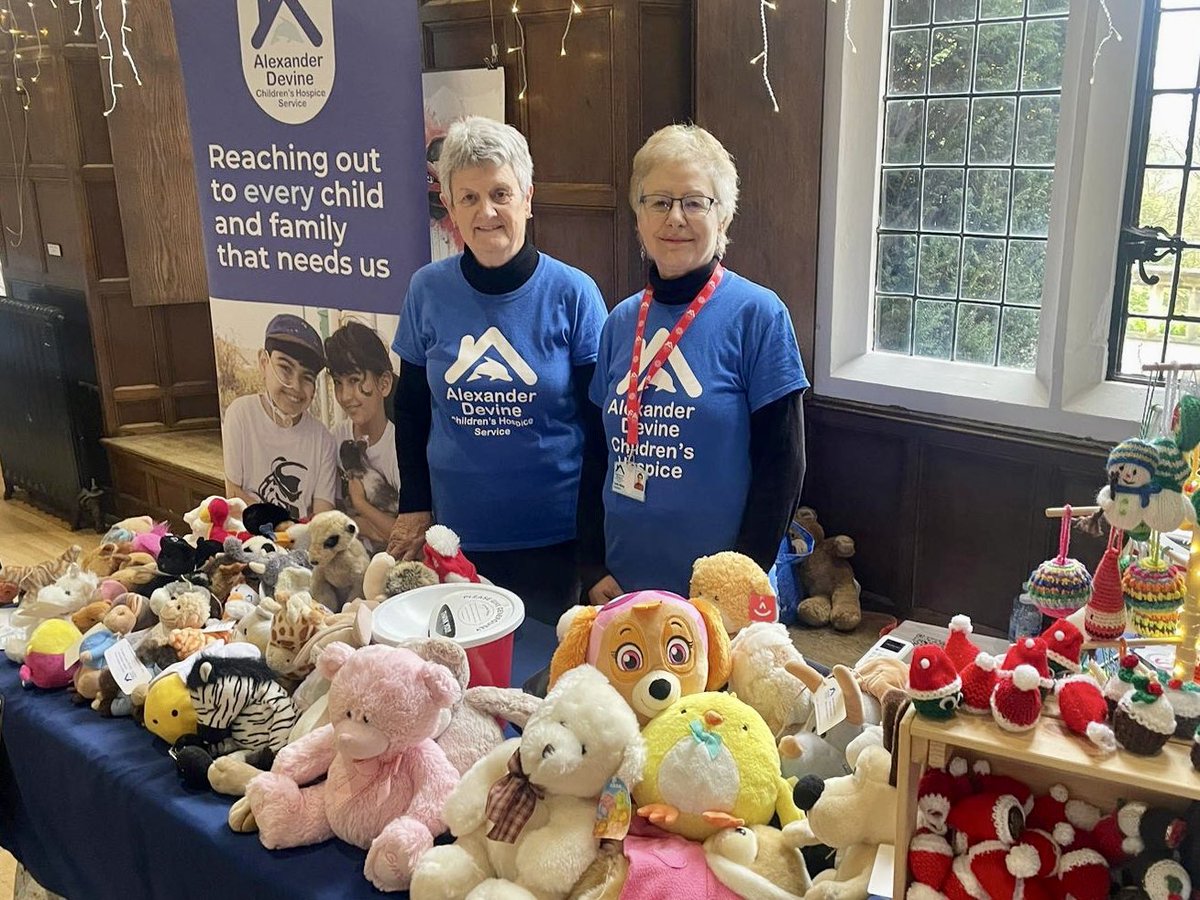 alexanderdevine's tweet image. Thank you so much to everyone who came by our stall at Shiplake College’s 2024 Christmas Fair.

We are grateful to Sally and Tricia, ably led as they were by Jazmin from our fundraising team. 

Shout out to Jo and the Parents Association. 

#TeamDevine #Fundraising