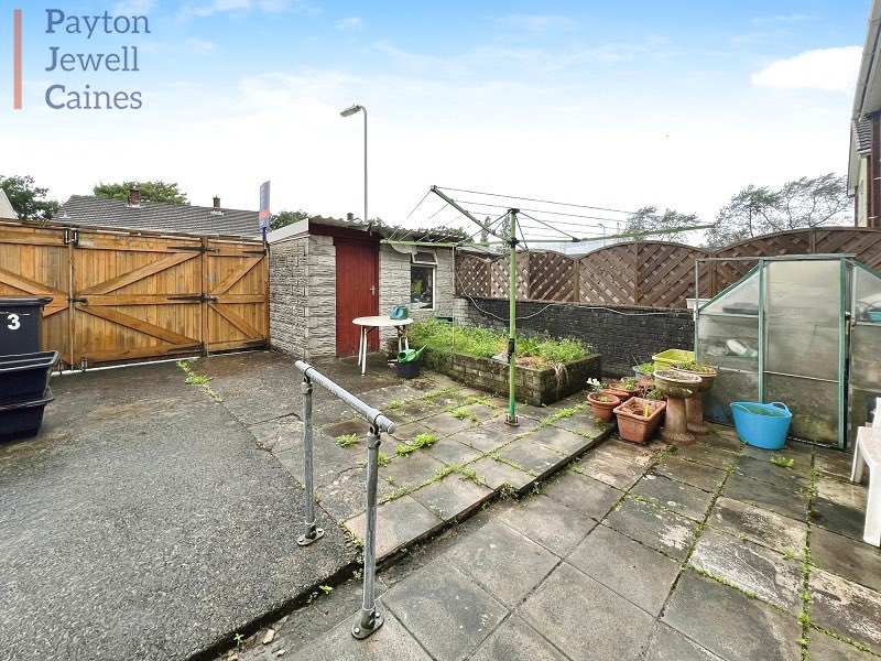 💥For Sale💥
Viewing recommended👇🏼

🌐pjchomes.co.uk/property/?ref=…
📍Millbrook, Baglan, Port Talbot
🏷️£170,000

🛌3 bed sold with no chain
✨Desirable area of Baglan
🛋️2 reception rooms
🚾Downstairs w.c.
🚗Off road parking

📞 01639 891268
📧 porttalbot@pjchomes.co.uk
#PJCHomes #Wales