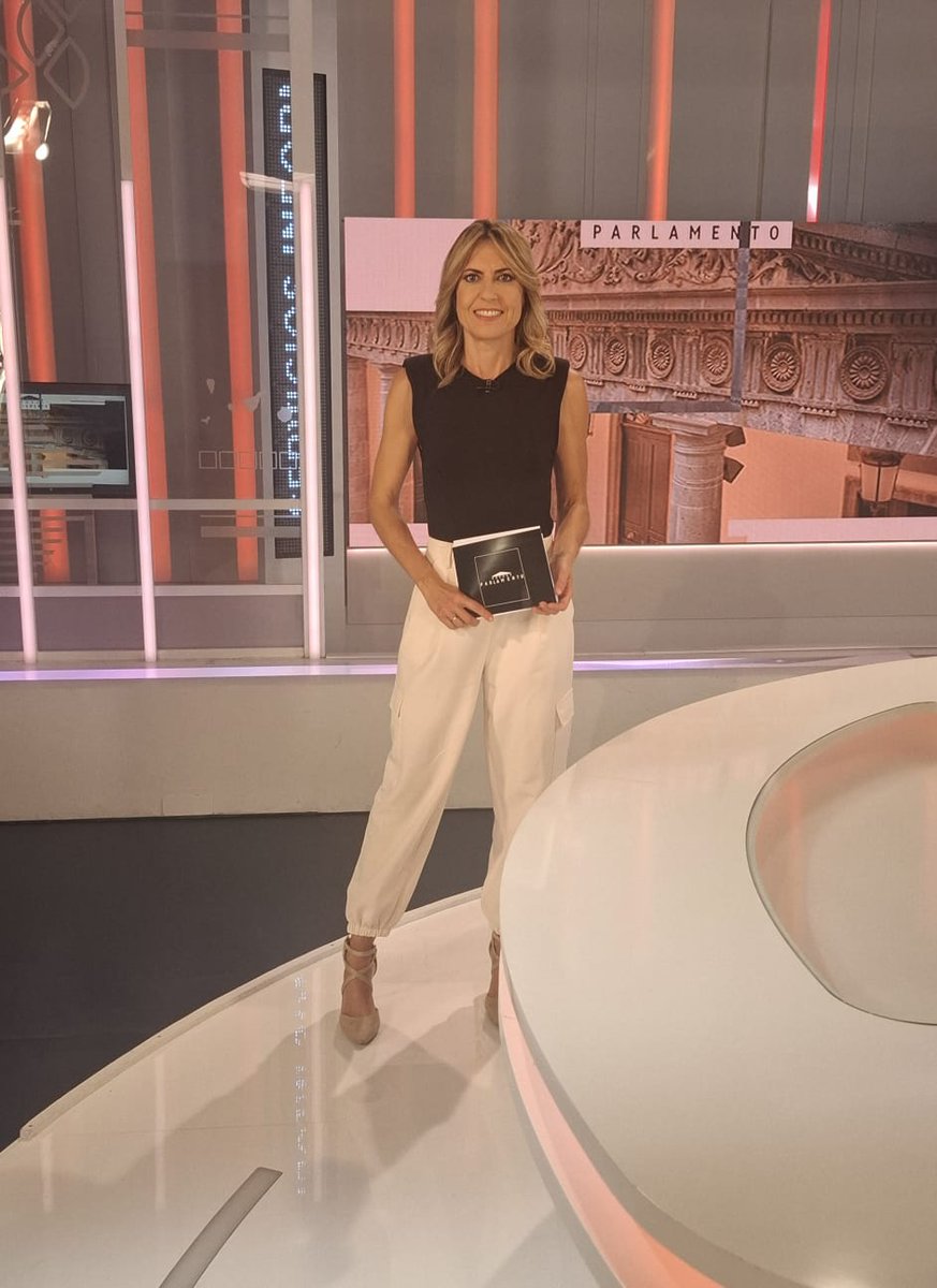 perezestibaliz's tweet photo. 📺Todo listo para comenzar en tan solo unos minutos el repaso por la actividad semanal de @parcan #PonLaTele

📆17 Noviembre
🕚11:00 horas
📍 @RTVCes https://t.co/9pWFwbveYI