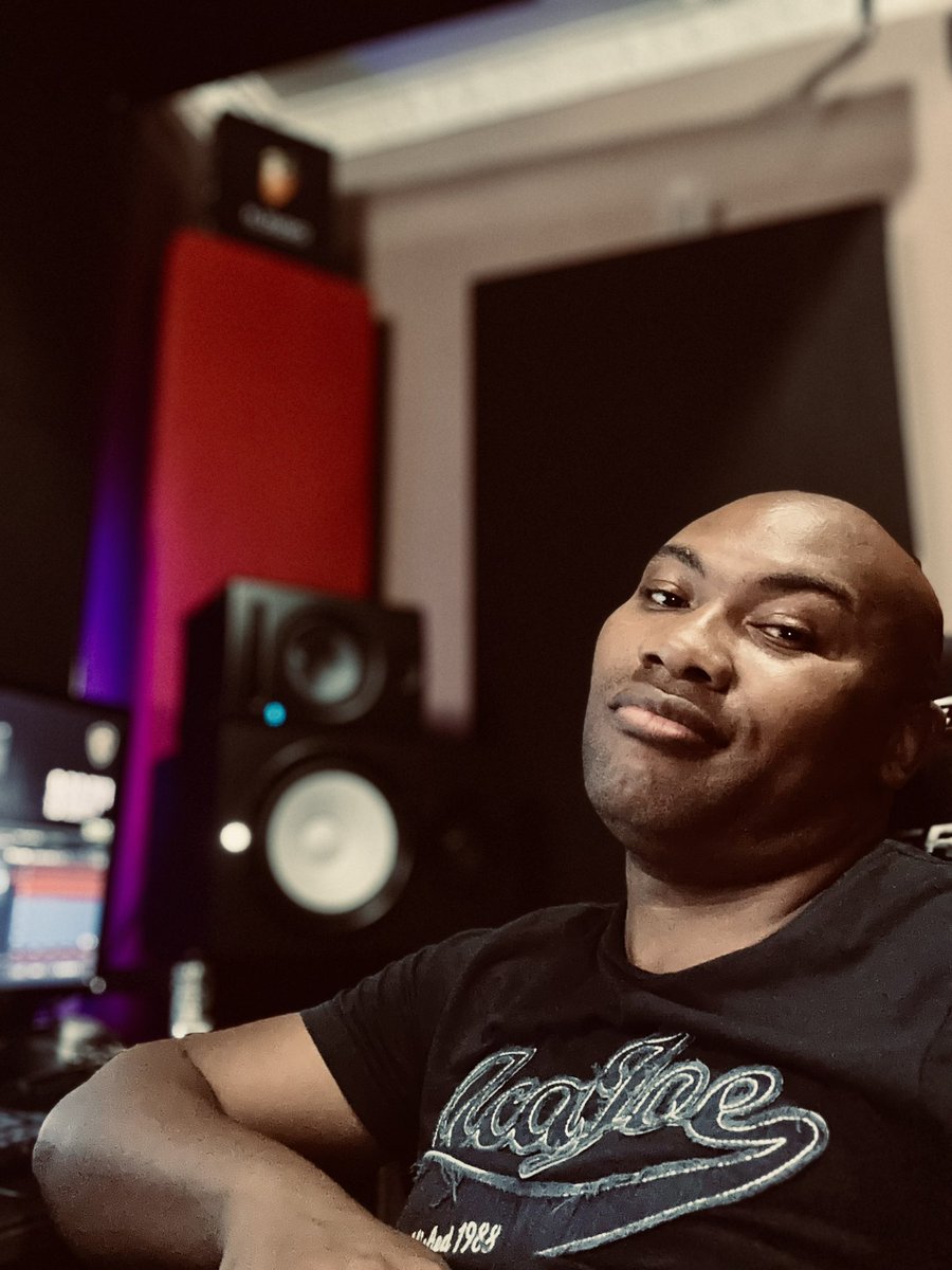 TapesSA's tweet image. Your favourite Engineer ❤️