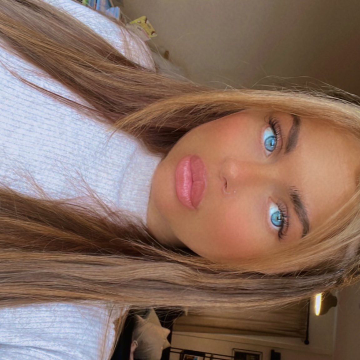 WelshBarbChloe's tweet image. #FallinForYou @NICKIMINAJ on SH NOW BARBZ !!! Xxxxxxxxx let’s get the sales in