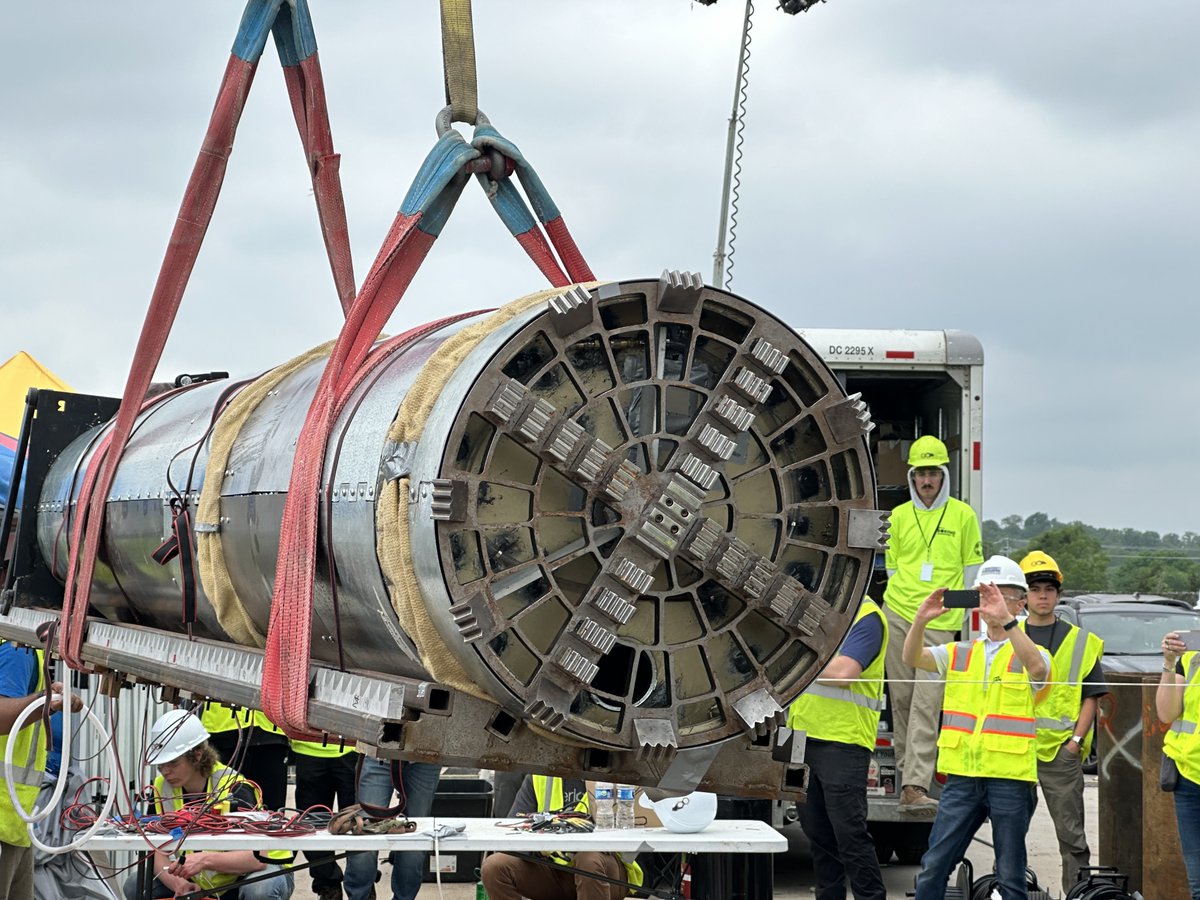 As we approach the manufacturing stage of our new machine, we wanted to take a moment to look back at last year’s machine that won us the 2024 Innovation Award! Stay tuned for what’s next! 🚀 #TBM #CU