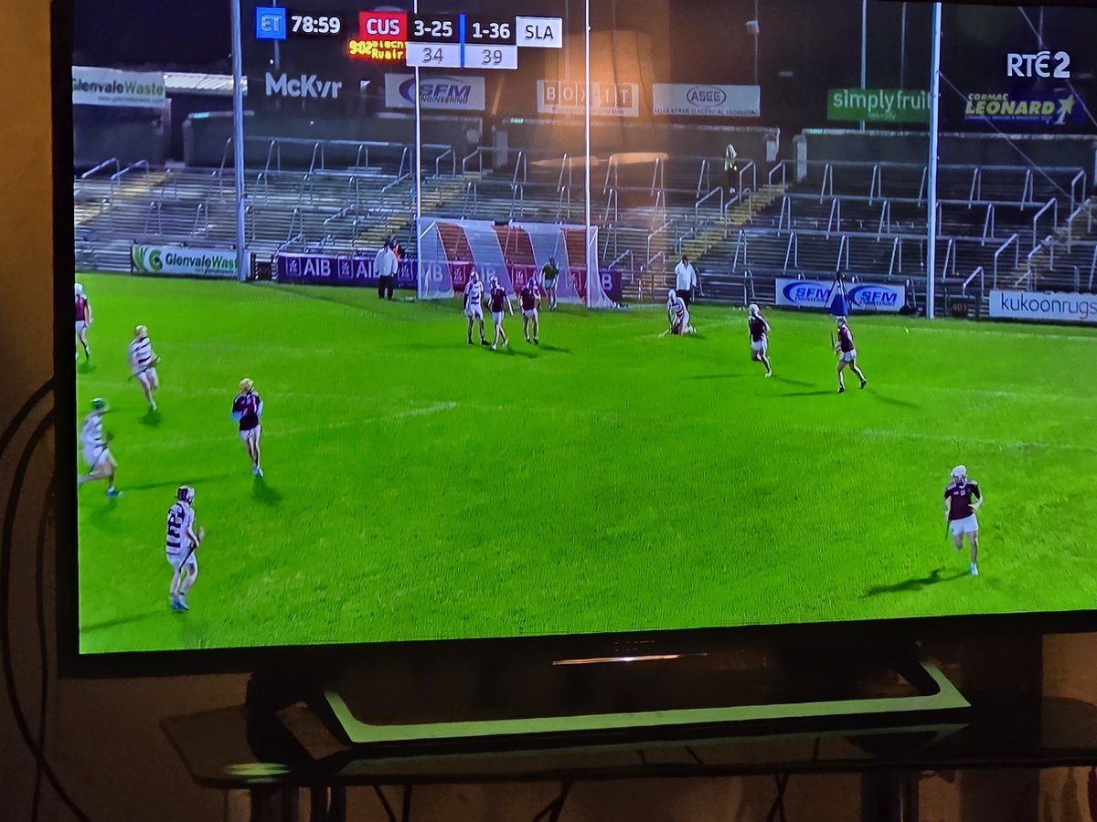 Enthralling game of hurling between <a href="/GACSlaughtneil/">CLG Roibeard Eiméid, Sleacht Néill</a> &amp; <a href="/RuairiOgCLG/">Ruairí Óg Cushendall</a> Phenomenal  accuracy and score taking  from both teams. Brilliant to see the individual skills and intelligent  teamwork of these players showcased on National TV. Both teams a credit to their clubs &amp; <a href="/UlsterGAA/">Ulster GAA</a>
