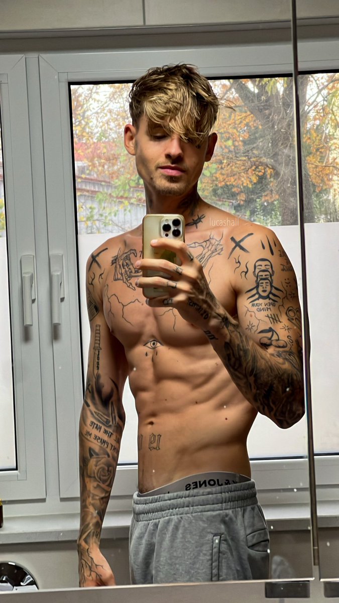 onlyfans.com/lucashall &lt;3