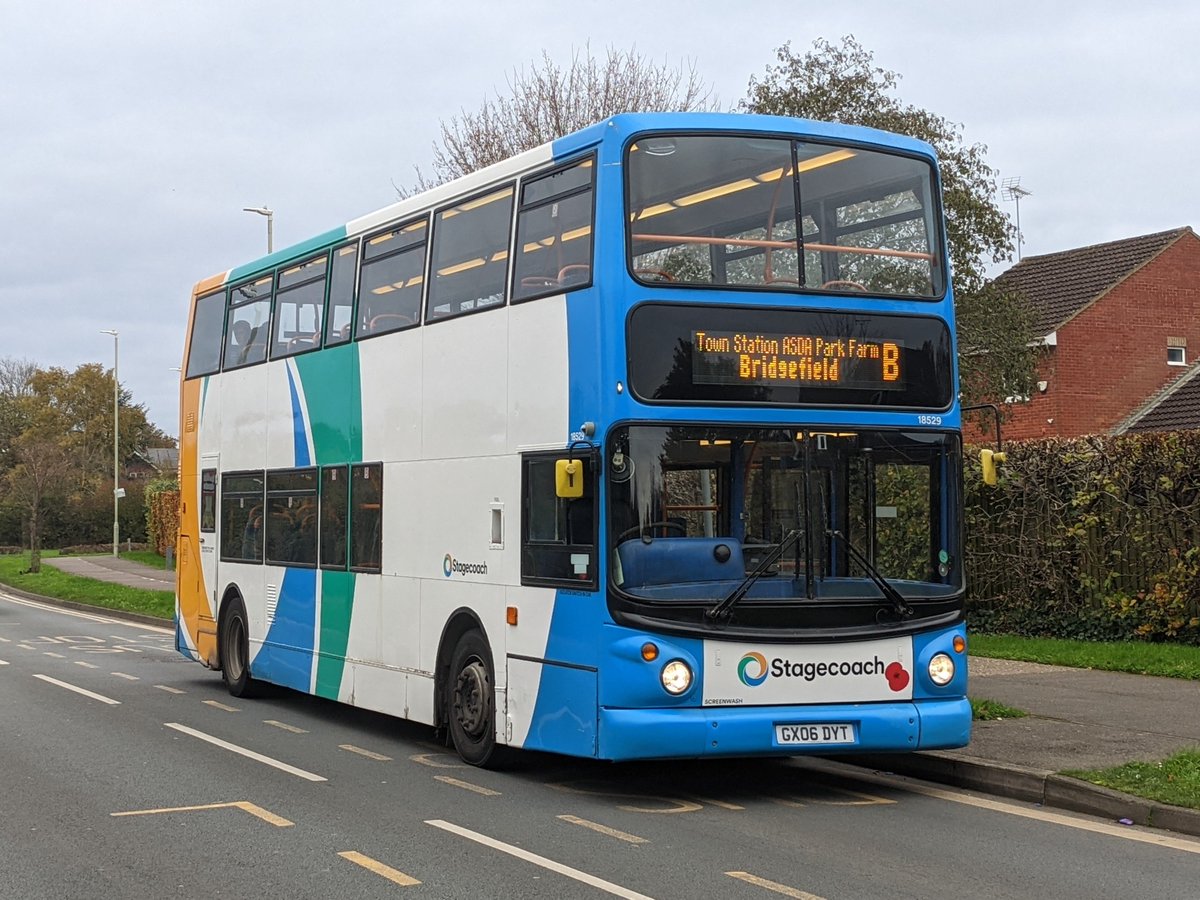 Awesome trains and buses tweet media