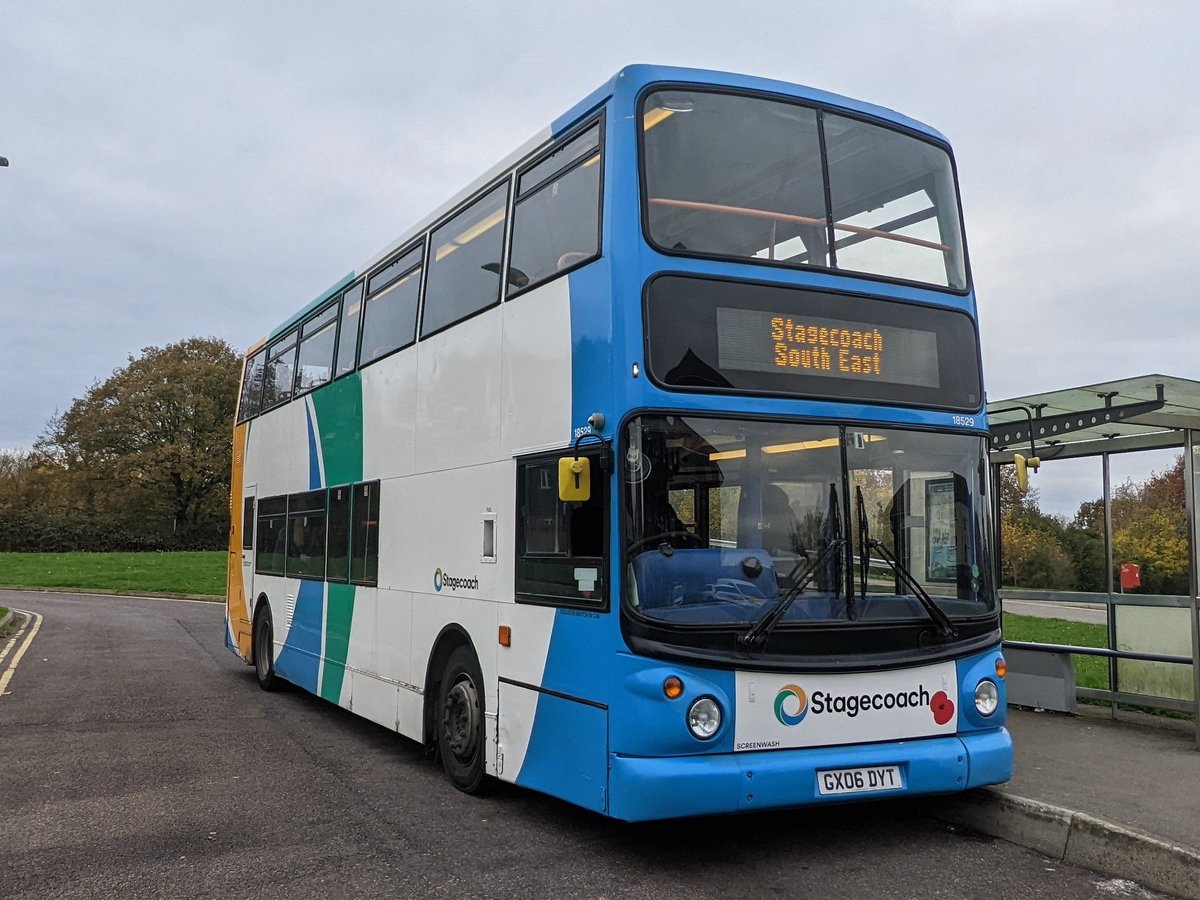 Awesome trains and buses tweet media