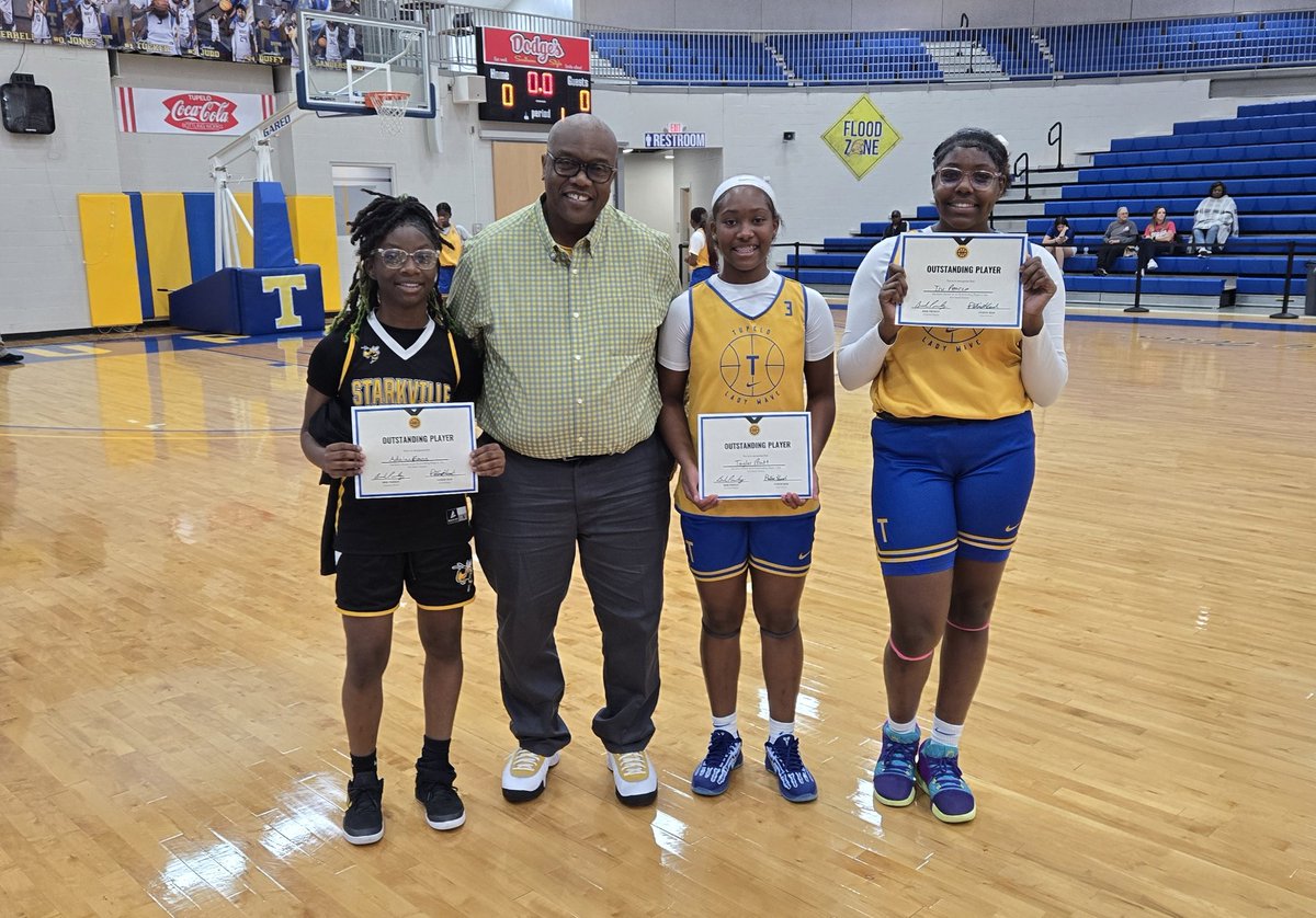 Game 5 of the Pat Head JV Classic
Tupelo 35 Starkville 16
Outstanding Players: Adalan Evans, Tru Pearce, Taylor Pratt
<a href="/TupBKB/">Tupelo Boys Basketball</a> <a href="/tupGBB/">Lady Wave Basketball</a>