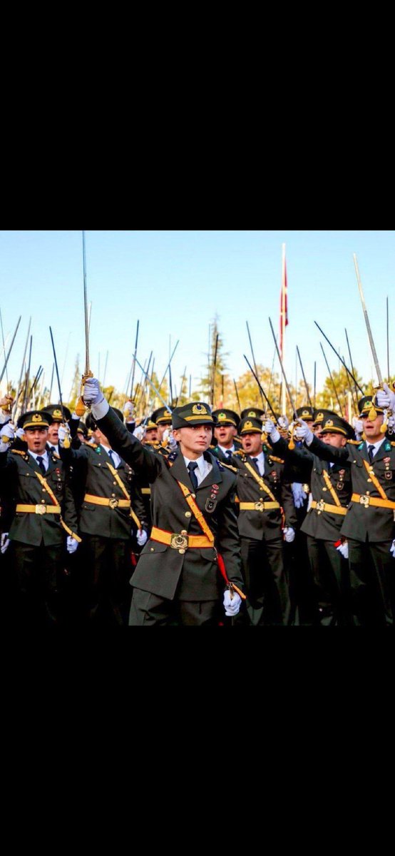 MUSTAFA KEMAL ATATÜRK'ÜN ASKERLERİYİZ. 
YAŞASIN CUMHURİYET..🇹🇷🇹🇷🇹🇷