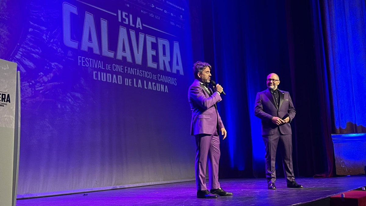Daniel Fumero y Ramón Trujillo, codirectores del Festival, dan las gracias a todo el equipo Isla Calavera y  
adelantan el tema del próximo año: ¡¡METRÓPOLIS!!