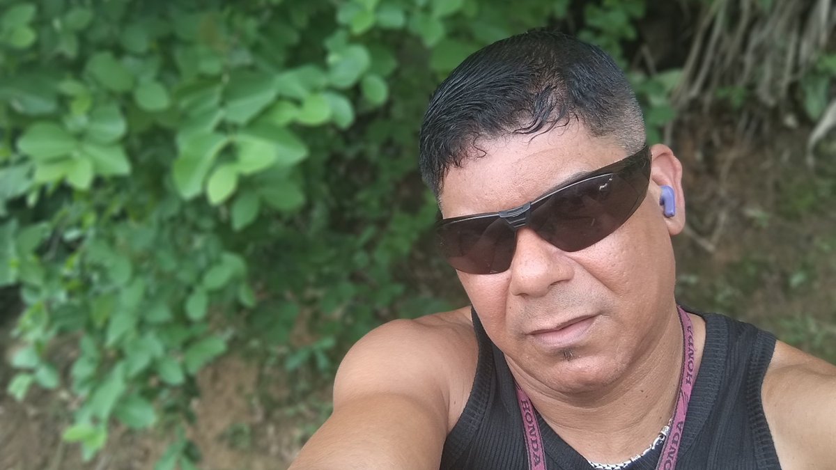andredreand's tweet photo. Pai tá chato...!! https://t.co/7MINT4l0fN