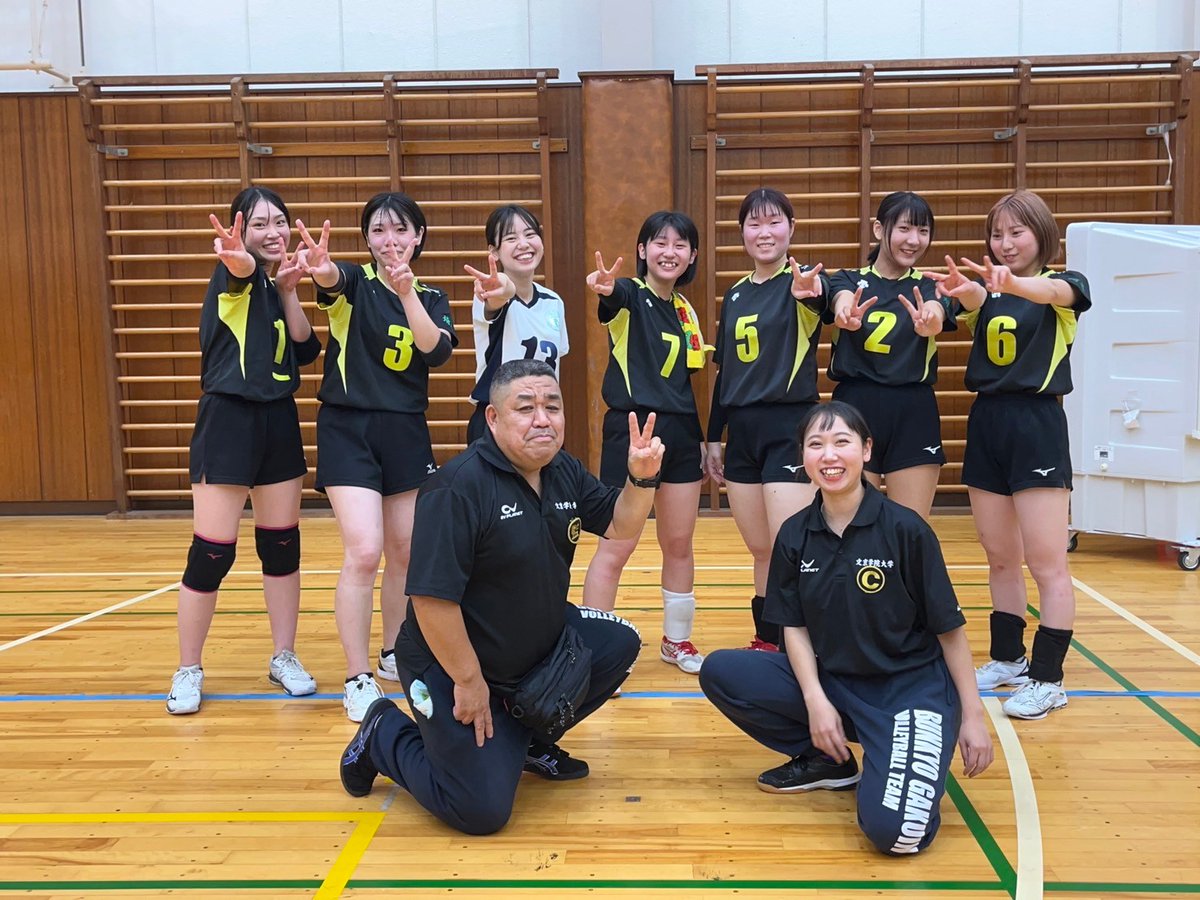 ygankichi's tweet photo. 昨日で男女の秋季リーグ戦の全日程が終了しました❗男女共に全勝、失セット無しでの昇格となりました⤴️来年は部が上がるのでしっかりと練習して向かえたいと思います🎵
#BGU女子バレー部
#BGU男子バレー部 https://t.co/fxkJZGKAA6