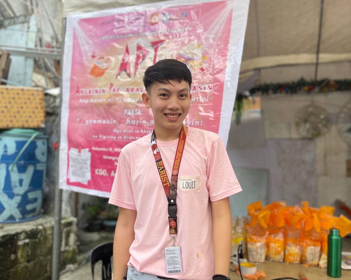 iamlouix_'s tweet image. Isang linggong pabalik-balik sa school pero fresh pa rin? As it should! 
#ExtensionActivity