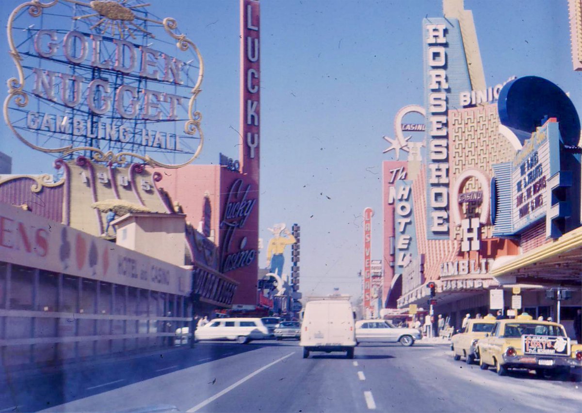Vintage Las Vegas tweet media