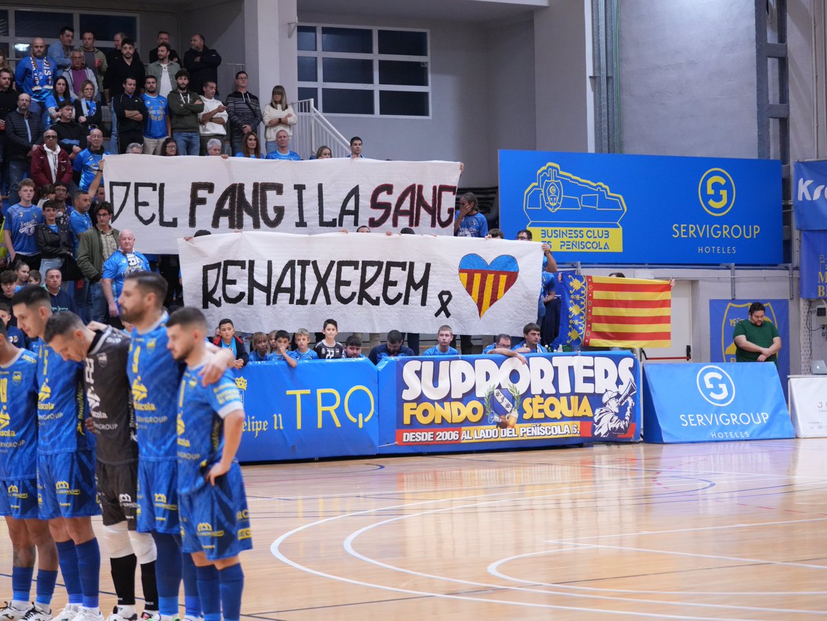 𝐃𝐄𝐋 𝐅𝐀𝐍𝐆 𝐈 𝐋𝐀 𝐒𝐀𝐍𝐆 𝐑𝐄𝐍𝐀𝐈𝐗𝐄𝐑𝐄𝐌 💙💛❤️

Estamos con vosotros, Valencia ❤️‍🩹
