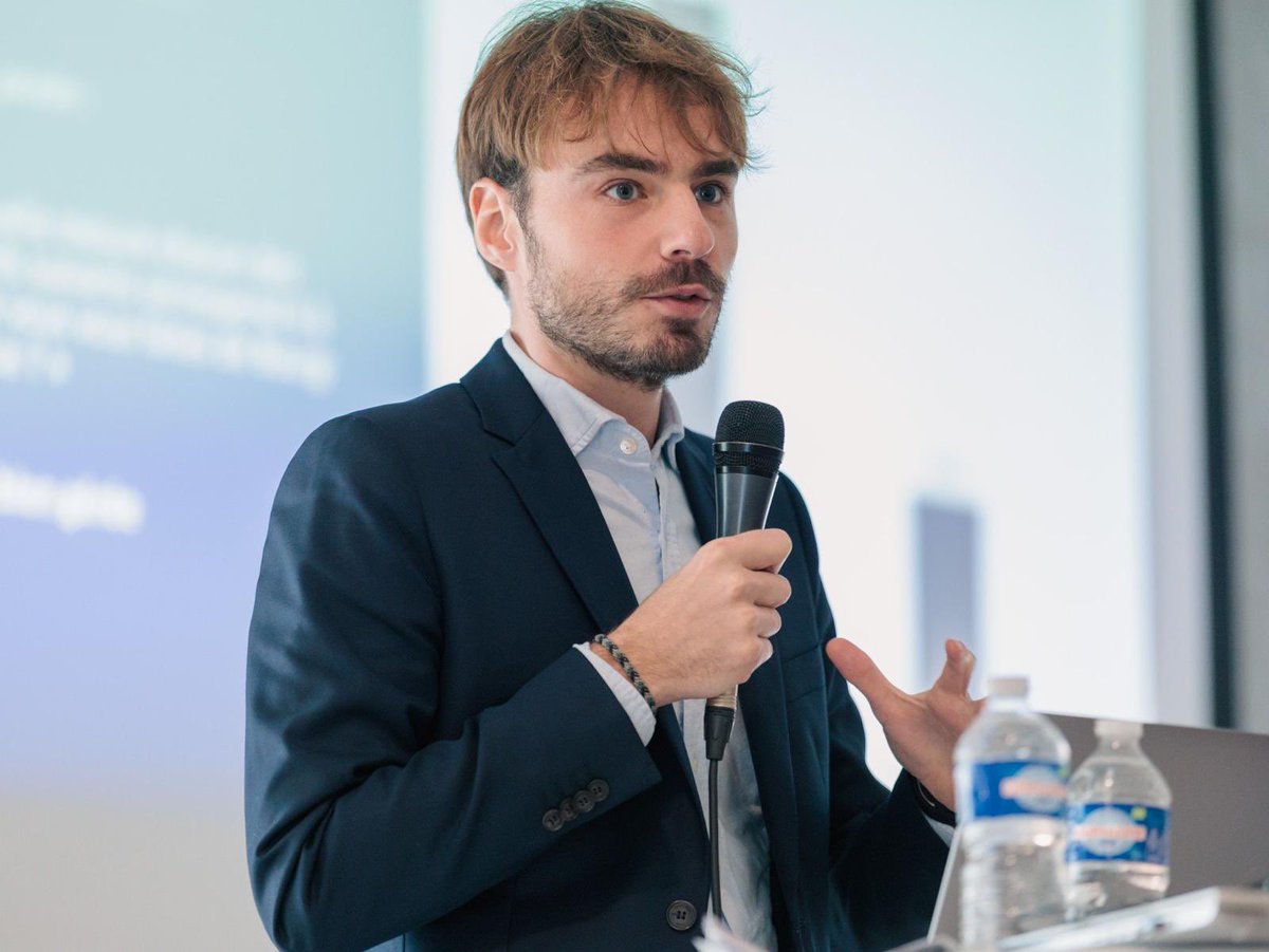 Antoine Bristielle (@a_bristielle) on Twitter photo Aujourd’hui c’était la restitution de la grande consultation citoyenne, menée à Bourg-les-Valence à l’initiative de <a href="/wilfridpailhes/">Wilfrid PAILHES</a>
Une enquête à laquelle plus de 1000 habitants de la ville ont participé. Un beau moment de démocratie locale. Aujourd’hui c’était la restitution de la grande consultation citoyenne, menée à Bourg-les-Valence à l’initiative de <a href="/wilfridpailhes/">Wilfrid PAILHES</a>
Une enquête à laquelle plus de 1000 habitants de la ville ont participé. Un beau moment de démocratie locale.