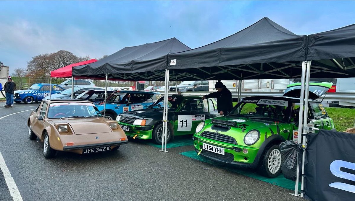 The perfect car to drive to the rally in. 🤎

#ClanCrusader