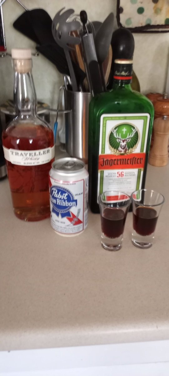 CiciliDaCat's tweet photo. Daddy and the Blonde witch are getting into this today...
 Pray for all of us 😹 @ChrisStapleton #TravellerWhiskey #Jaggermeister #PabstBlueRibbon https://t.co/UJtfrHyWwZ