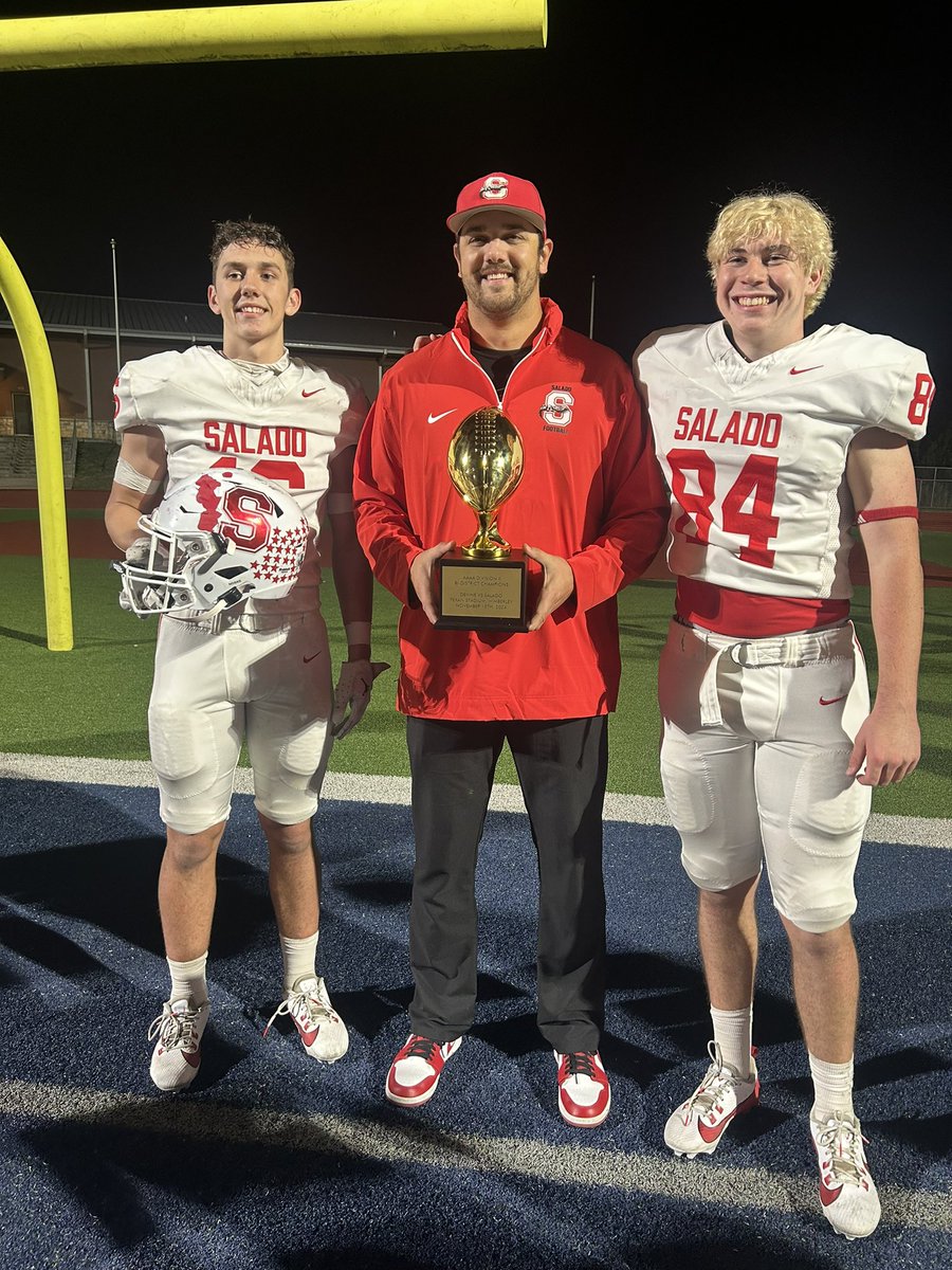 GOLD BALL SEASON! 
Super proud of these guys! 
Onto the next!
#FEEDEM 🖖🏻