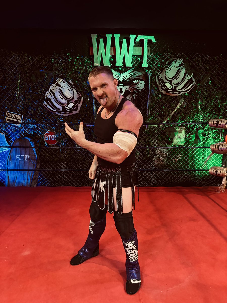 Go watch the WWT debut of <a href="/theirondemon/">Shane Mercer シェーン・マーサー</a> at #WWTHorror!!! Available to WATCH NOW 🎥 youtu.be/ij43ADTkQKc?si…