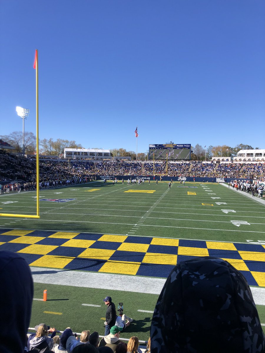 ๐ธ๐๐๐๐โ ๐ท๐๐ฃ๐๐  (@elijahhdavis) on Twitter photo Great visit in Annapolis, thanks for having me! ๐ <a href="/Drew_Cronic/">Coach Cronic @ Navy</a> <a href="/CoachCawthon/">Jay Cawthon</a> <a href="/Coach_Iverson/">Coach Iverson</a> Great visit in Annapolis, thanks for having me! ๐ <a href="/Drew_Cronic/">Coach Cronic @ Navy</a> <a href="/CoachCawthon/">Jay Cawthon</a> <a href="/Coach_Iverson/">Coach Iverson</a>