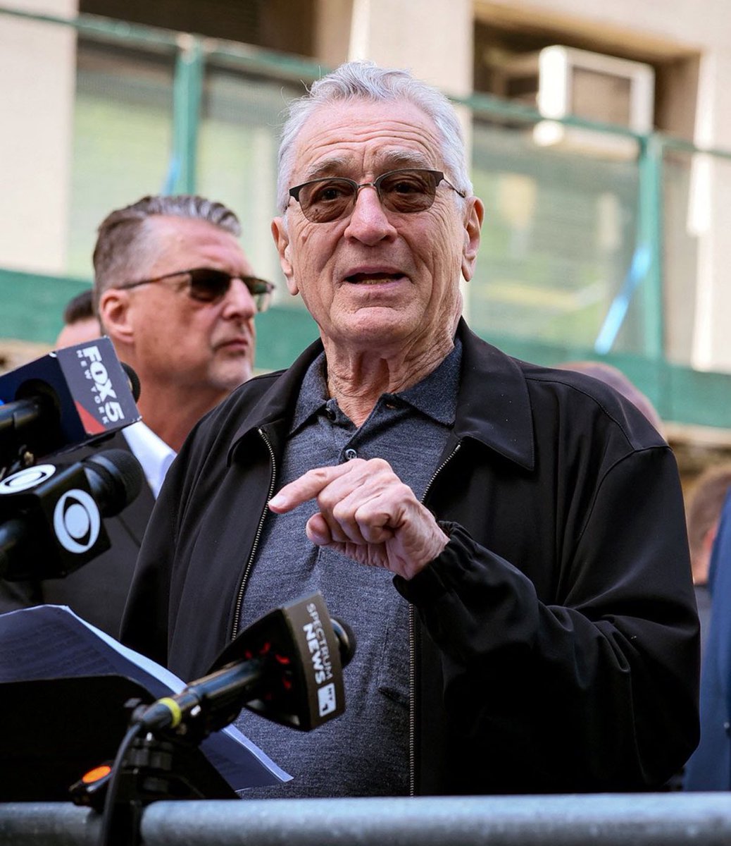 COACHnFINGER's tweet photo. Actor Robert De Niro has OFFICIALLY announced he’s leaving the US, following Trumps victory. 

Do you care?
Will you miss him?

#DeNiro #Trump #LeoTerrell #TrophyCoach https://t.co/yfDkKoSkhc