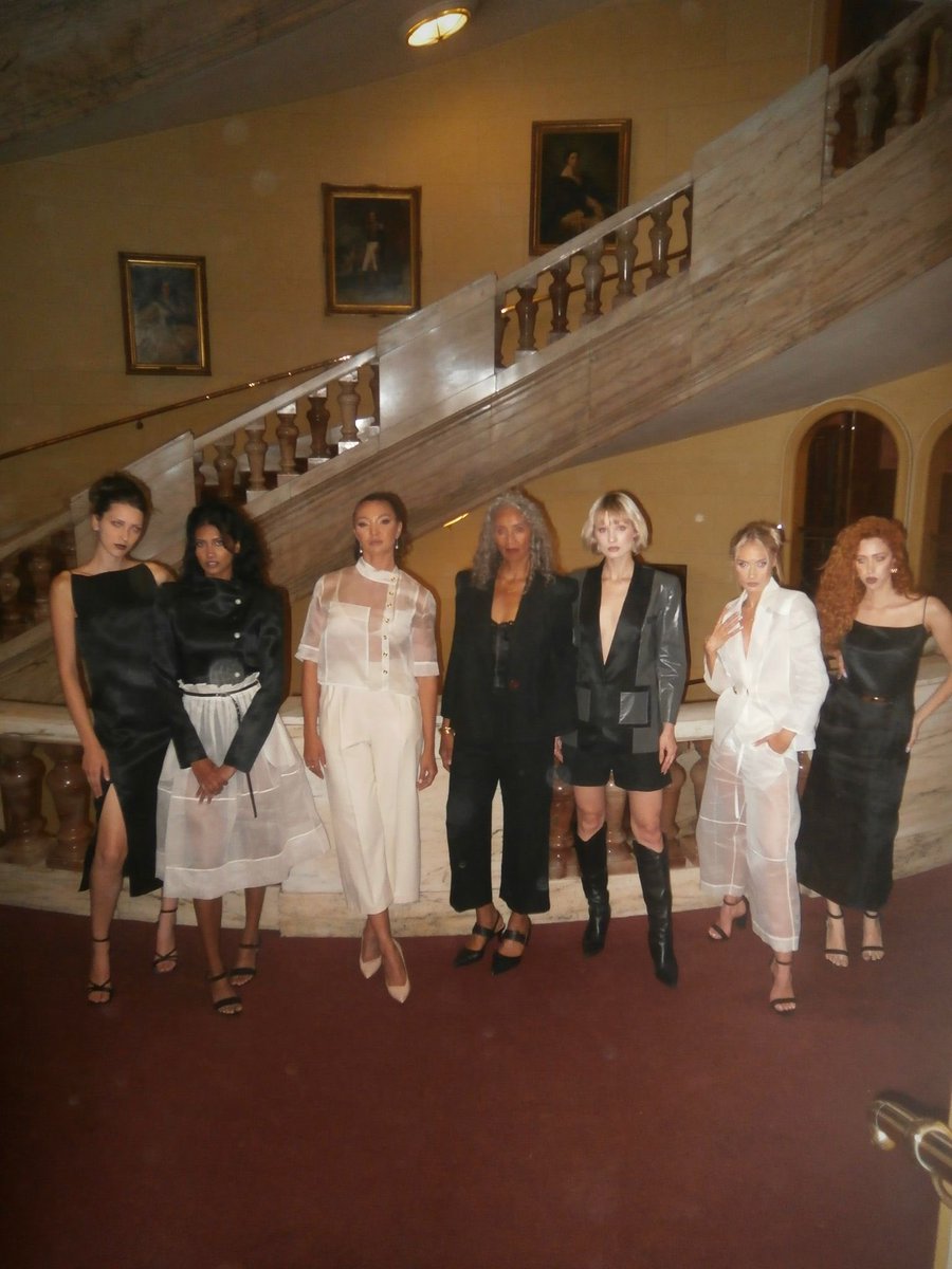 JKadhimi's tweet photo. The bunch of beauty and elegance #lfw 24 
 @thenationallibralclub

#f_j_k #premiumfashion #luxuryfashion #sustainablefashion #FashionableDesign #fashionmagazin #styleinspo #fashionviral #fashionbrand #fashionreel #fashionlovers #elitefashion #BFC #londonfashionweek https://t.co/al6XSAK6Qi