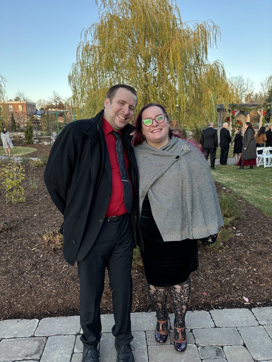 LTsEarrings's tweet photo. Wedding! https://t.co/2TbQ8HssQy