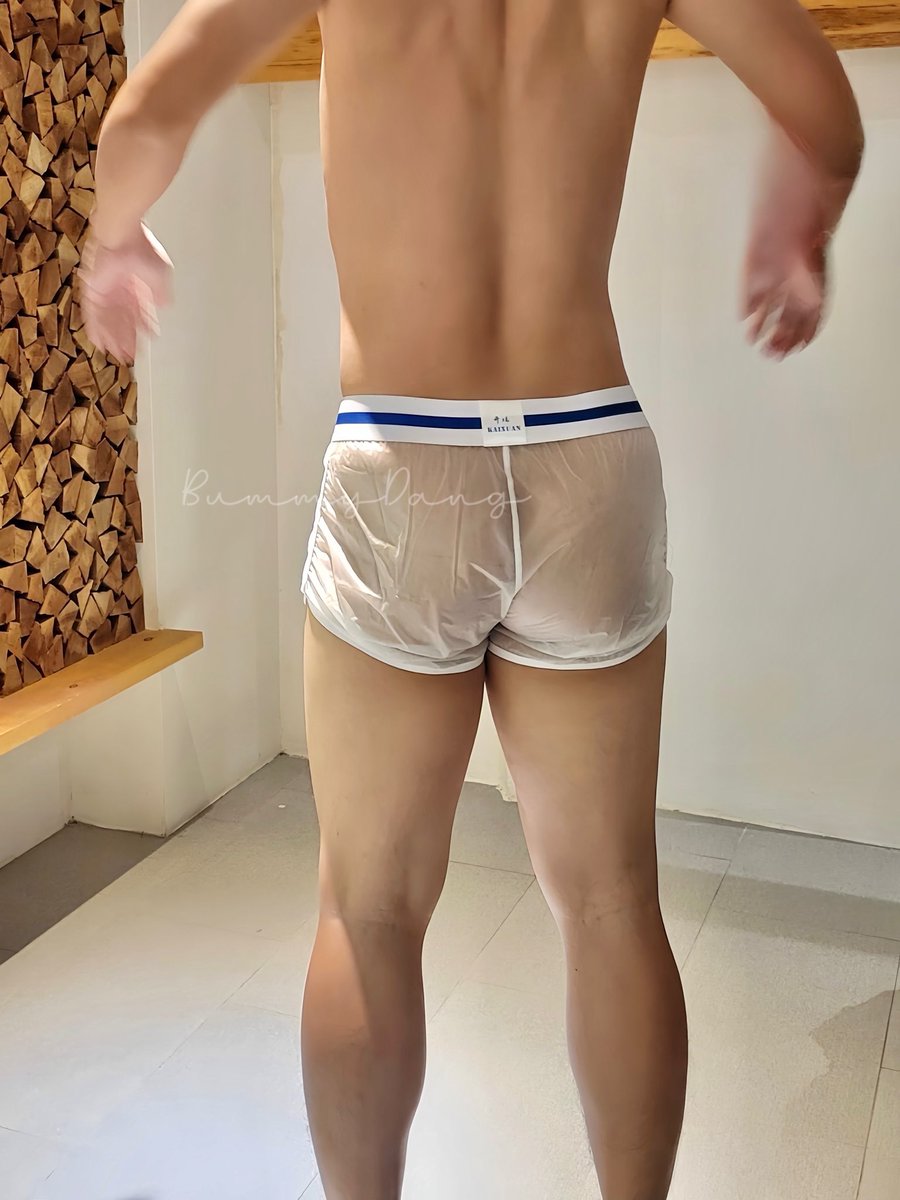 BummyDang's tweet photo. Quần tươi ko cả nhà #BummyDang https://t.co/Az7YxWQJz3