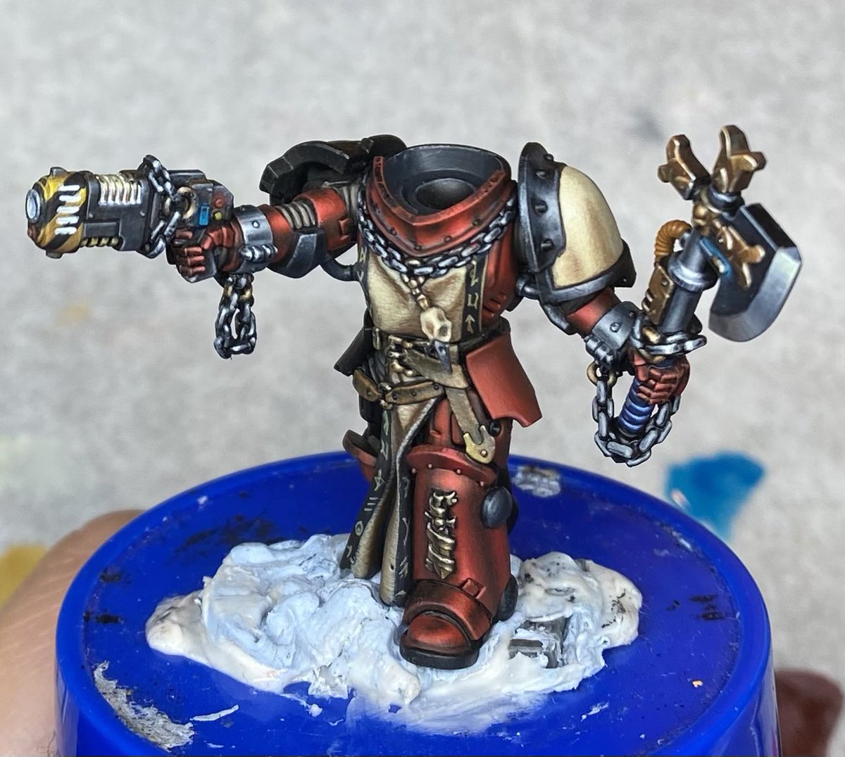 Evening, I’ve been working on a Blood Raven 5th company kitbash. 
#WarhammerCommunity
#warhammer40k