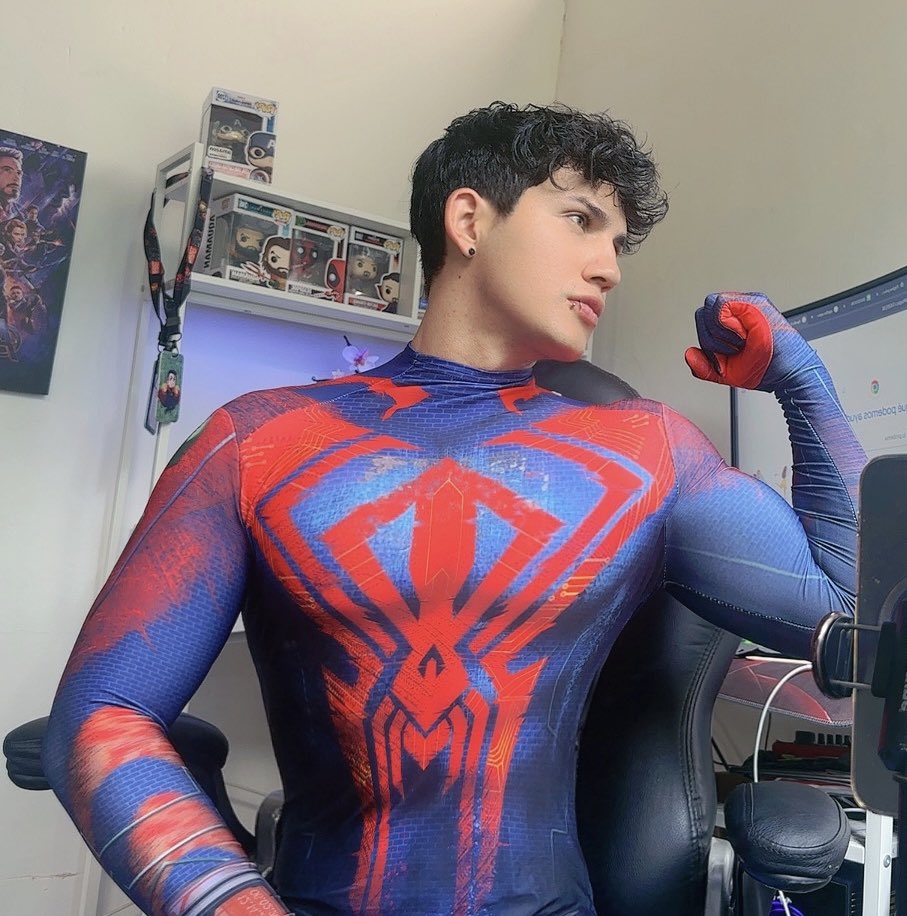 Más en 

onlyfans.com/bahell_oficial