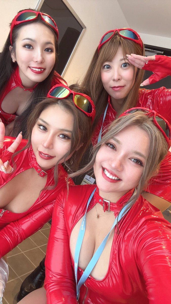 おはようございます☀

8時15分〜ギャルオンステージ🎤💕
そのあと少しだけファンサービスします🥰

#S耐 #スーパー耐久 #スーパー耐久シリーズ　#レースクイーン