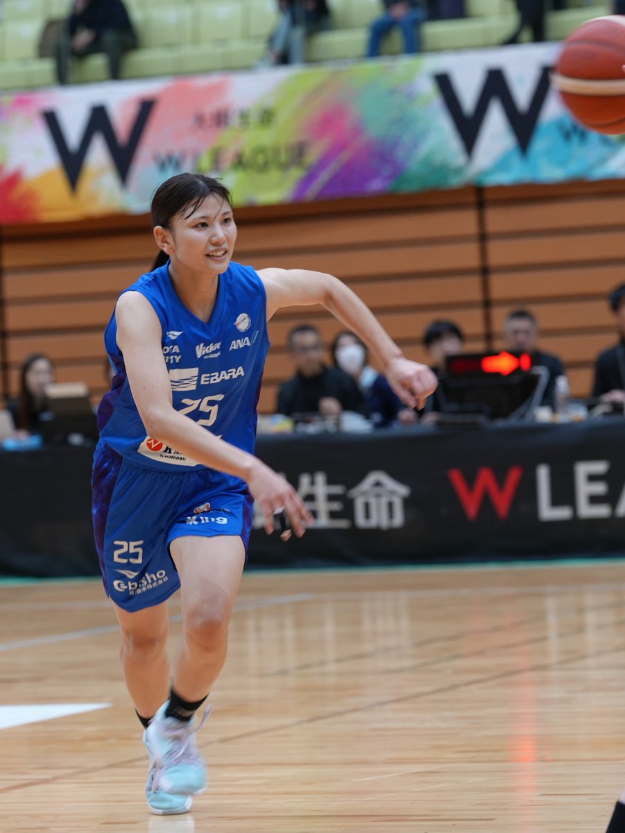 hiroken32R's tweet photo. 試合の後にヴィッキーズ😺🐾📷
試合後のコート１周を期待して春日部に向かいます。

#加藤優希 選手 #ナウ 
#本橋菜子 選手 #ナコ 
#水野菜穂 選手 #レン 
#津村ゆり子 選手 #シュン 
#東京羽田ヴィッキーズ 
#ヴィッキーズファミリー 
#forVICKIESfamily 
#Ｗリーグ https://t.co/fDgErByUvR