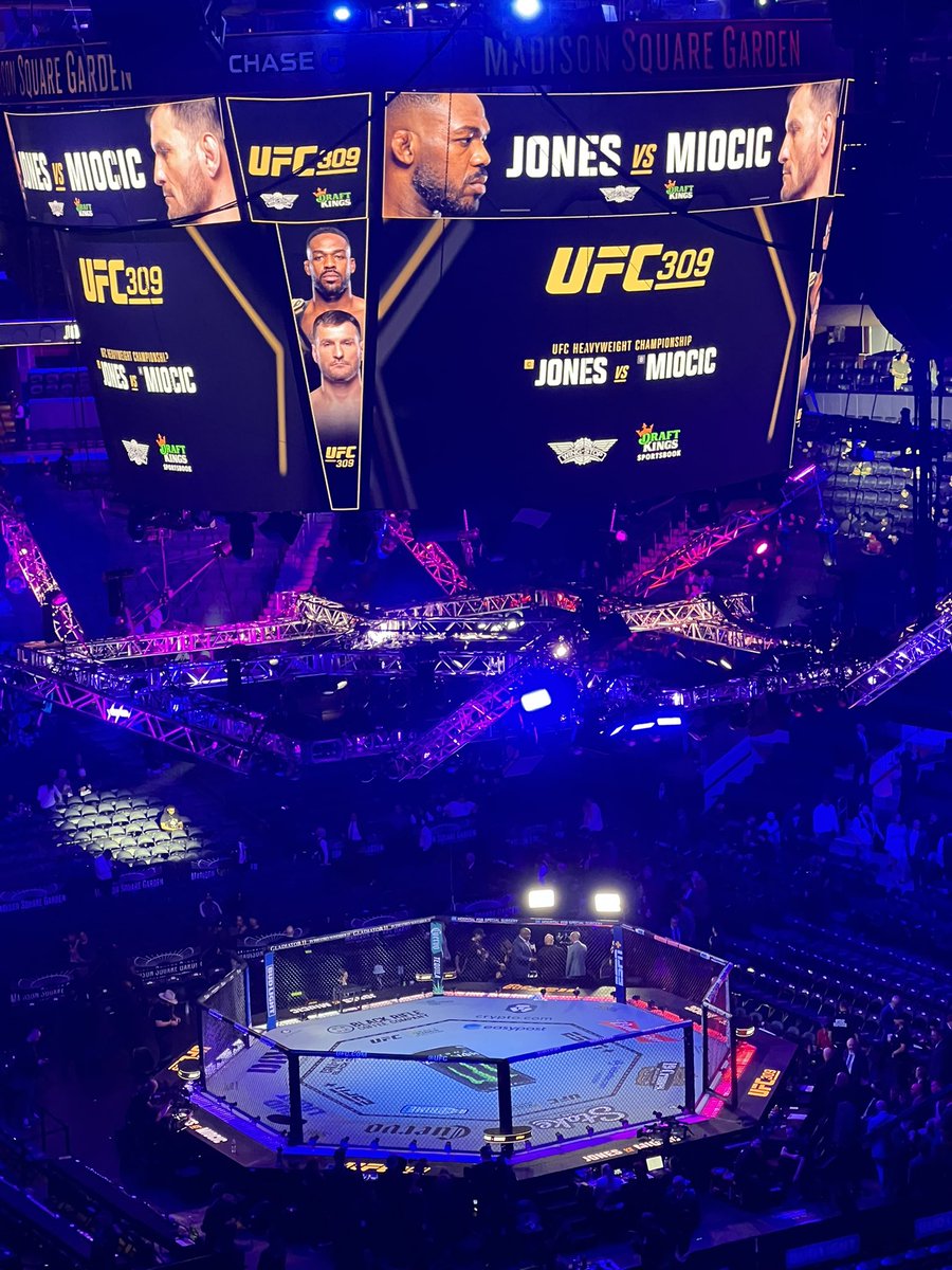 kyle_inacio's tweet image. We here.